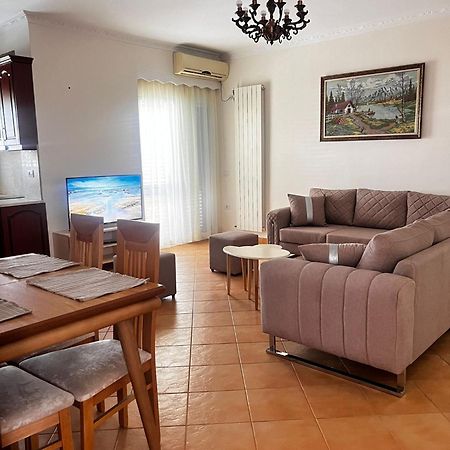 Lu Apartament Vlorë エクステリア 写真
