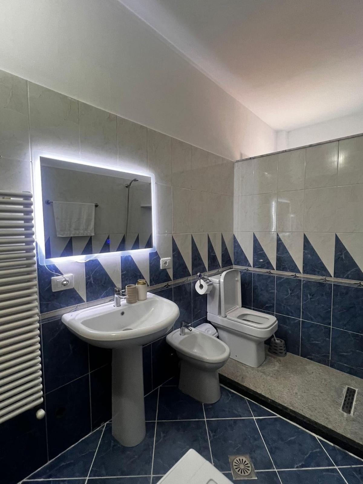 Lu Apartament Vlorë エクステリア 写真